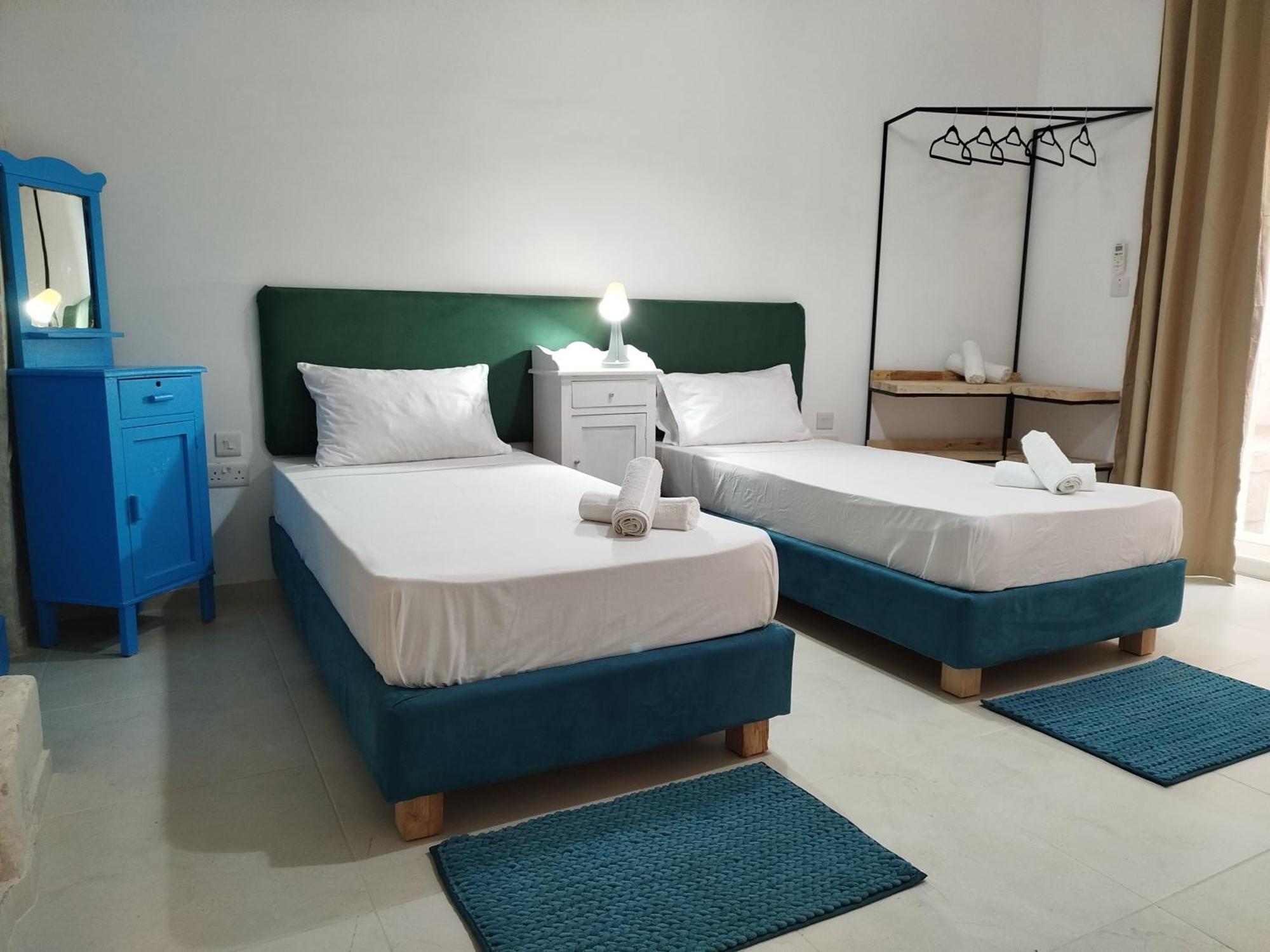 Limestone Sun Suites Sliema Ruang foto